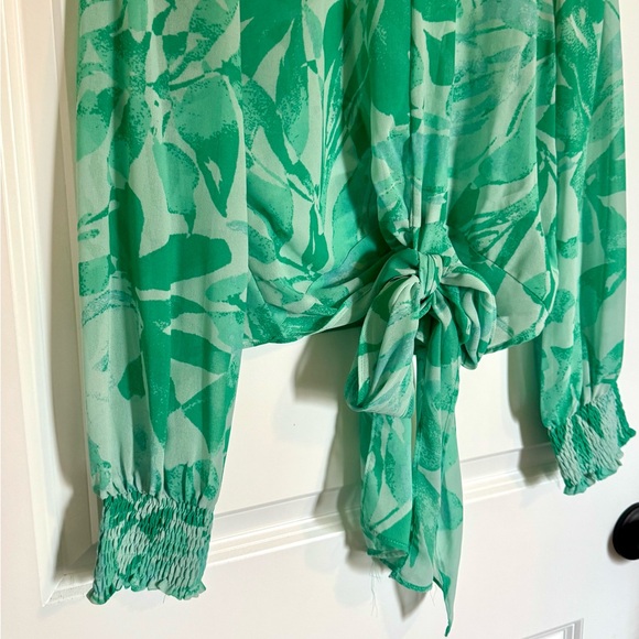 Green Floral Summer Mock Neck Lightweight Blouse - Picture 6 of 6
